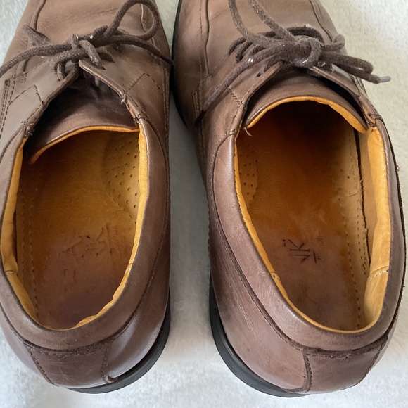 Brown Jos.A. Banks Men’s lace up leather Oxford Dressy Work shoes. Size 8.5 D main image 5